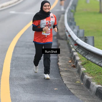 Runner Photo 7023664
