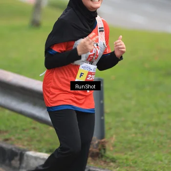Runner Photo 7023683