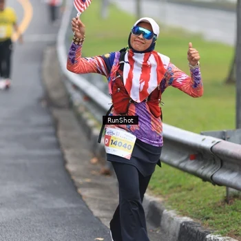 Runner Photo 7023713