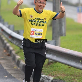 Runner Photo 7023741