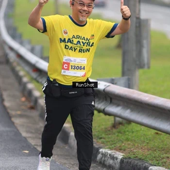Runner Photo 7023744
