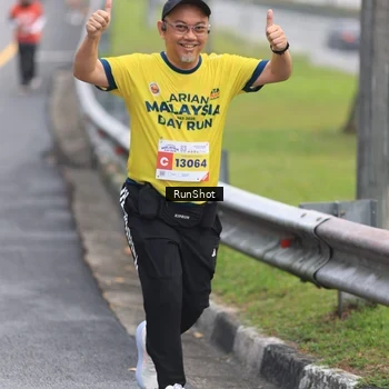 Runner Photo 7023745