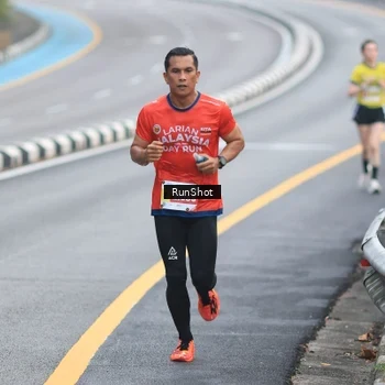 Runner Photo 7023754