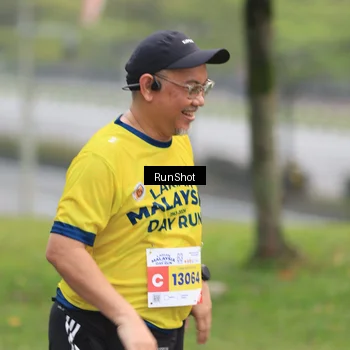 Runner Photo 7023758