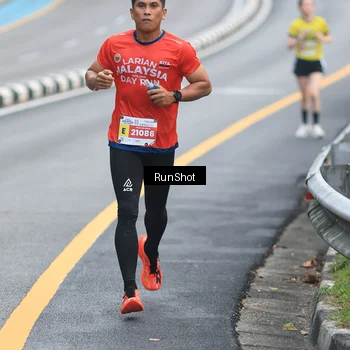Runner Photo 7023763