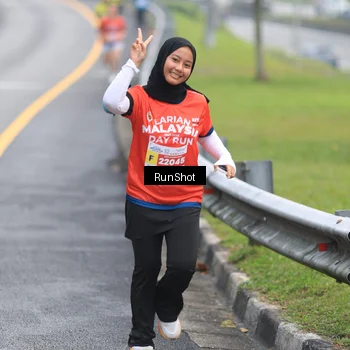 Runner Photo 7023773