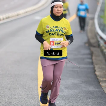 Runner Photo 7023837