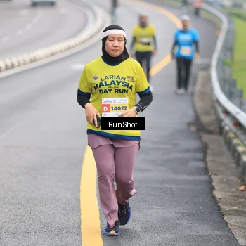 Runner Photo 7023838