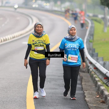 Runner Photo 7023888