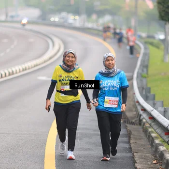 Runner Photo 7023891