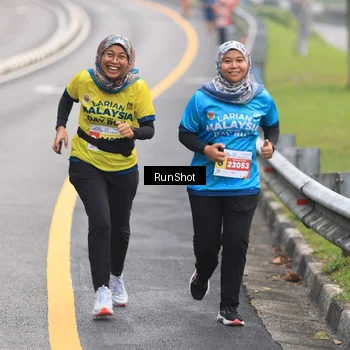 Runner Photo 7023898