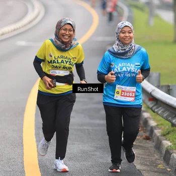 Runner Photo 7023928