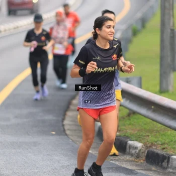 Runner Photo 7023945