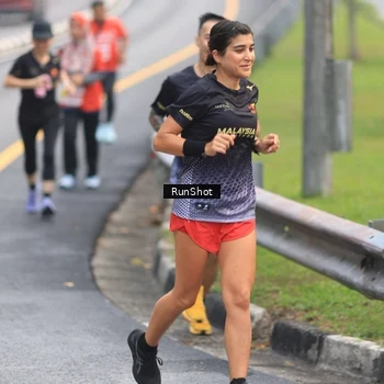 Runner Photo 7023947