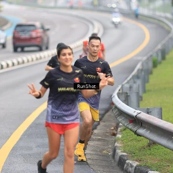 Runner Photo 7023949