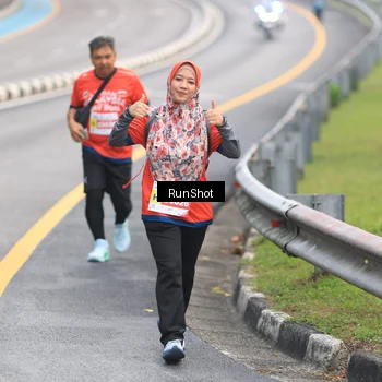 Runner Photo 7024000
