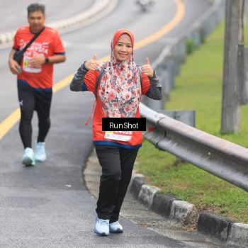 Runner Photo 7024012