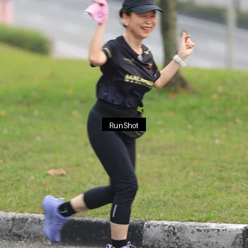 Runner Photo 7024013