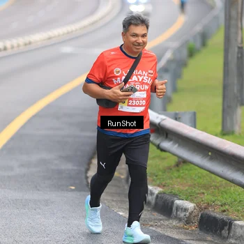 Runner Photo 7024018