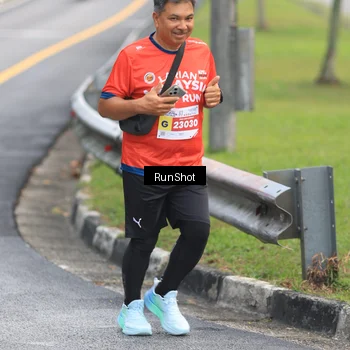Runner Photo 7024025