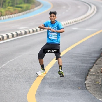 Runner Photo 7024045