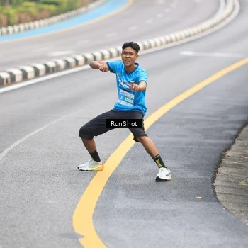 Runner Photo 7024049