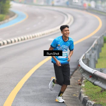 Runner Photo 7024057