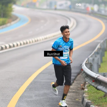 Runner Photo 7024058