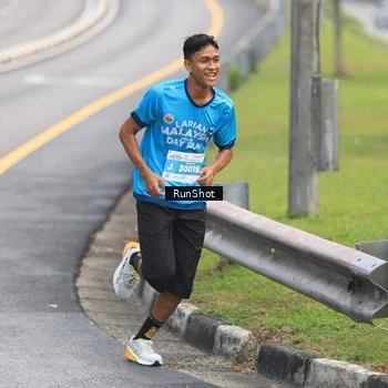Runner Photo 7024066