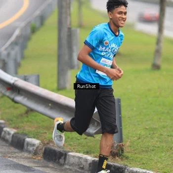 Runner Photo 7024071