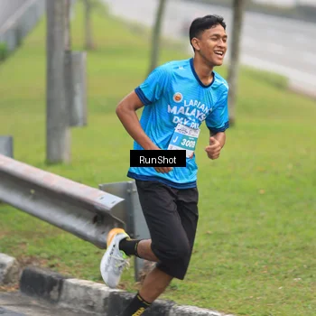 Runner Photo 7024074