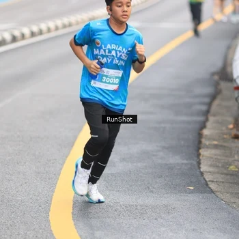 Runner Photo 7024090
