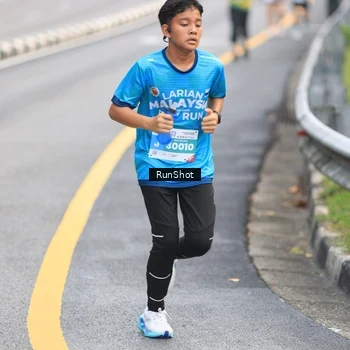Runner Photo 7024093