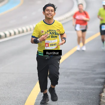 Runner Photo 7024109