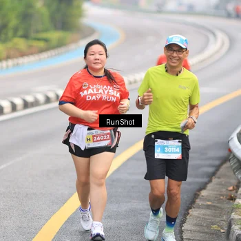 Runner Photo 7024112