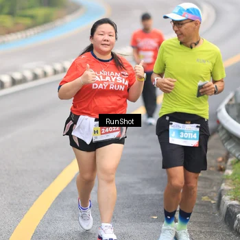 Runner Photo 7024124