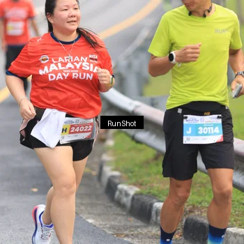 Runner Photo 7024139