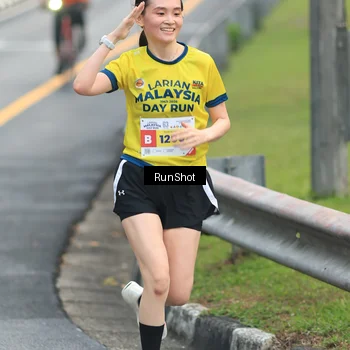 Runner Photo 7024141