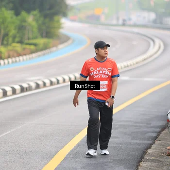 Runner Photo 7024146