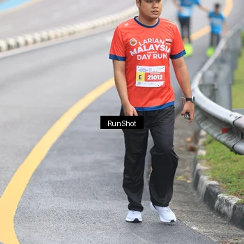 Runner Photo 7024156