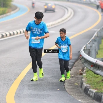 Runner Photo 7024166