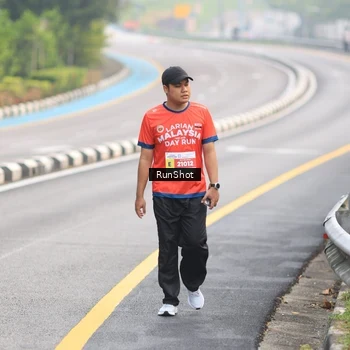 Runner Photo 7024172