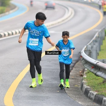 Runner Photo 7024174