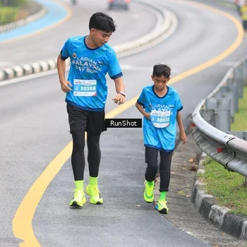 Runner Photo 7024175