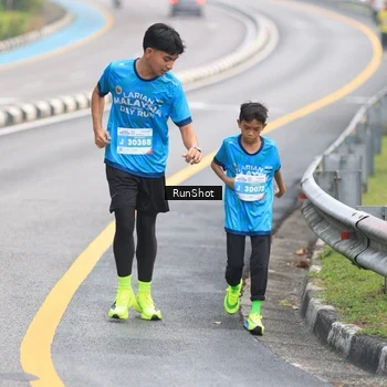 Runner Photo 7024176