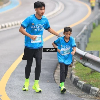 Runner Photo 7024180