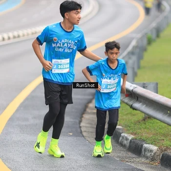 Runner Photo 7024181