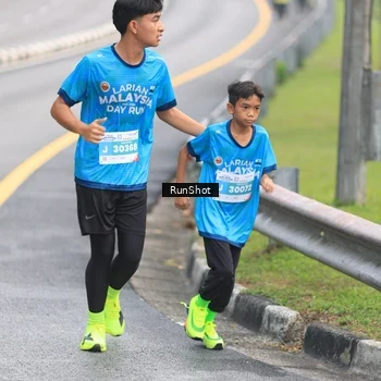 Runner Photo 7024182