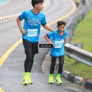 Runner Photo 7024184