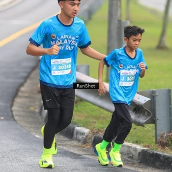 Runner Photo 7024190